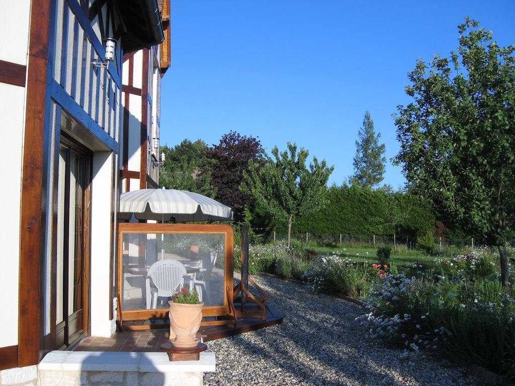 Bed and Breakfast Le Mont d'Auge Canapville  Exterior foto